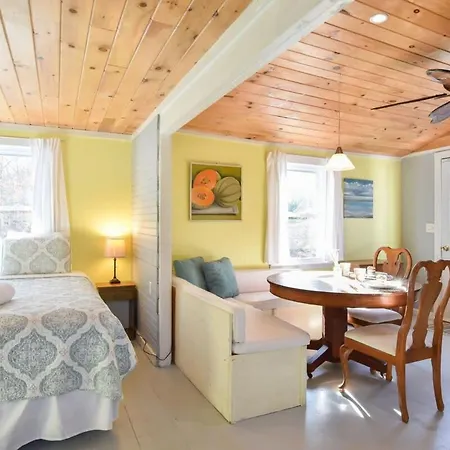 Bright Cottage Close To Bayside Beaches Eastham Exterior photo