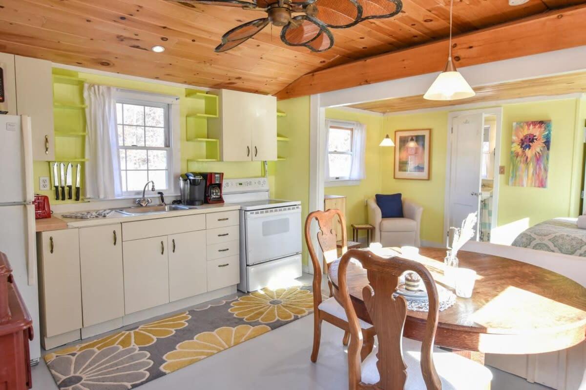 Bright Close To Bayside Beaches