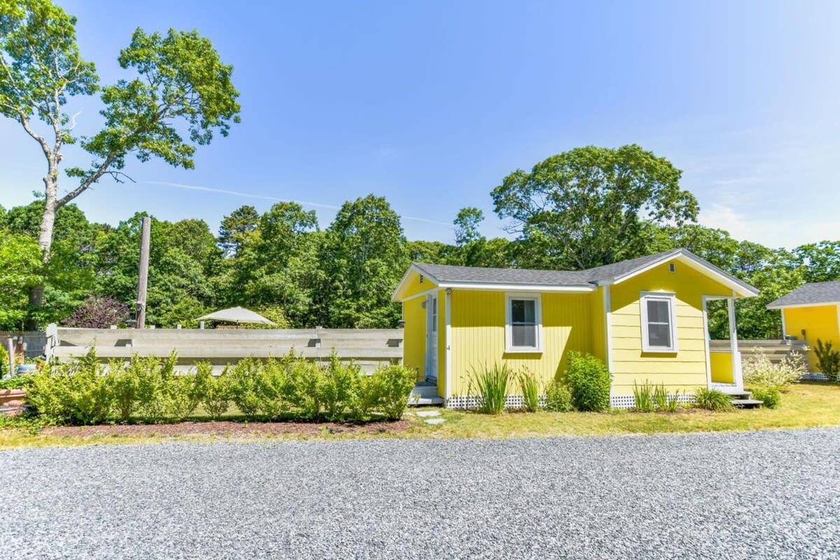 Bright Close To Bayside Beaches